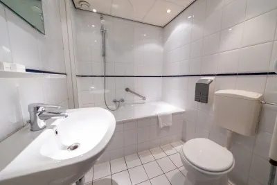 Hotel Noordooster - badkamer