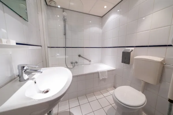 Hotel Noordooster - badkamer